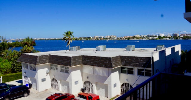 3 of 21 - 301 Croton Avenue #406, Lantana, FL