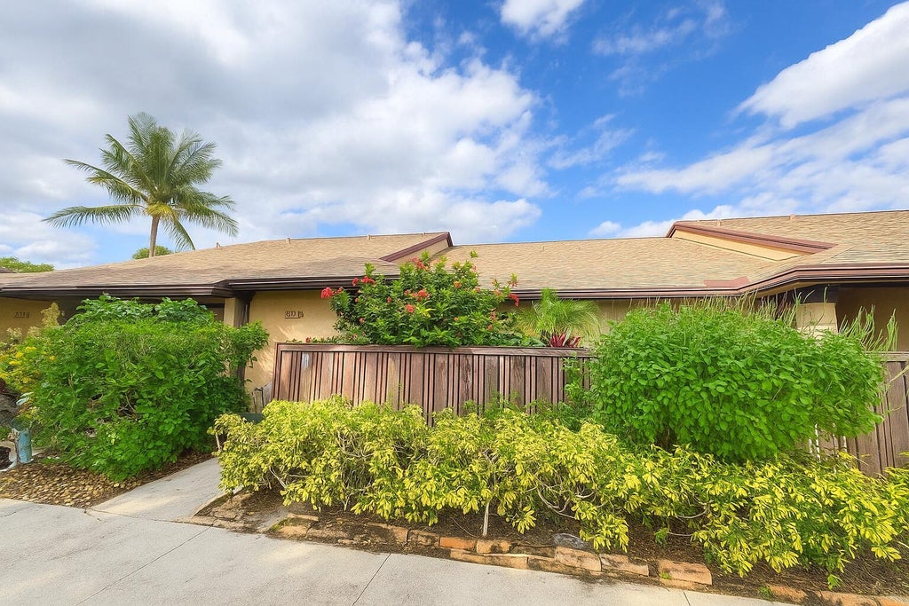 8393 Boca Glades Blvd E, Boca Raton