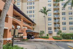 2 of 31 - 1801 N Flagler Drive #211, West Palm Beach, FL