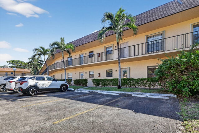 2 of 52 - 275 Gate Road #117, Hollywood, FL
