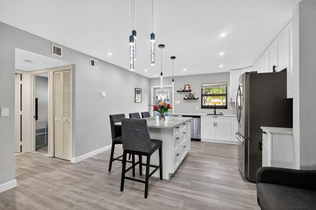 5 of 52 - 275 Gate Road #117, Hollywood, FL