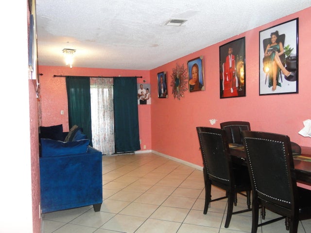 2 of 21 - 4605 Pier Drive, Greenacres, FL