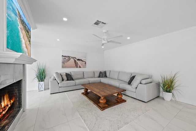 5 of 31 - 9524 Se Cove Point Street, Jupiter, FL