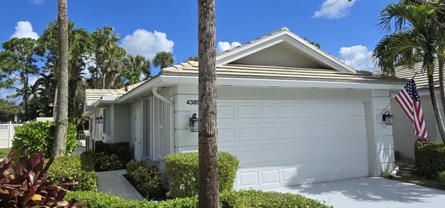 2 of 28 - 4385 Lacey Oak Drive, Palm Beach Gardens, FL