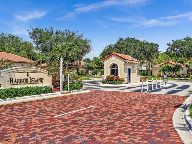 2 of 58 - 6264 Nw 38th Drive, Coral Springs, FL