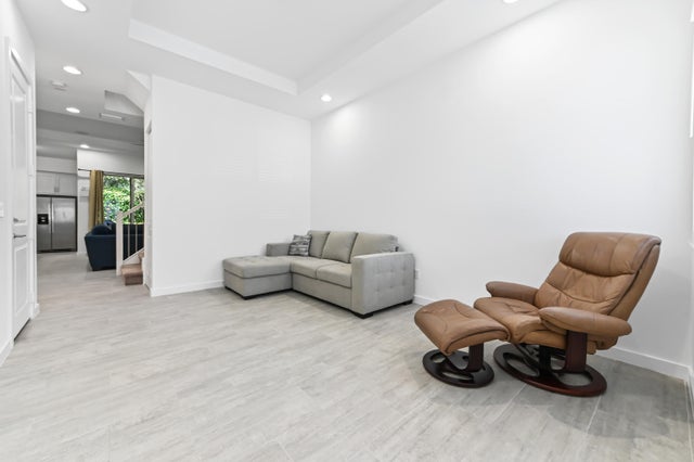 3 of 43 - 1710 Pioneer Way, Royal Palm Beach, FL