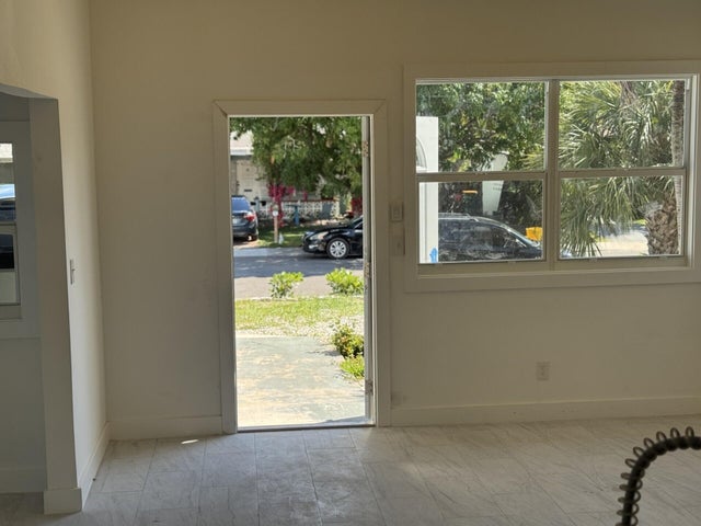 2 of 14 - 821 N B Street, Lake Worth Beach, FL