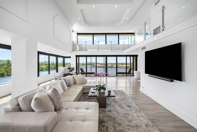 5 of 71 - 900 Ne Spanish River Boulevard #7e, Boca Raton, FL