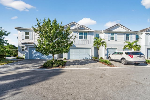 205 Preserve Trail S #602, Stuart