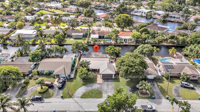 2 of 25 - 2000 Nw 38th Street, Oakland Park, FL