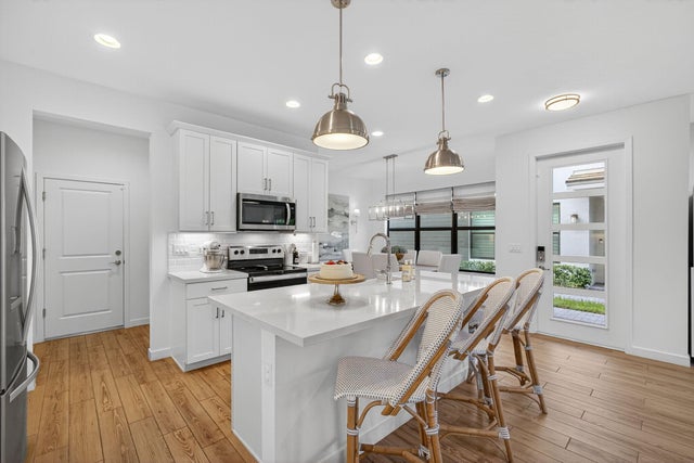 4 of 40 - 4406 Serpens Lane, Lake Worth, FL