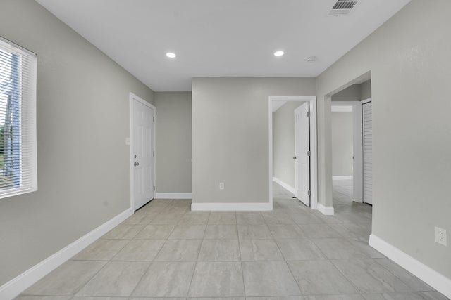 3 of 28 - 306 N 28th Street, Fort Pierce, FL