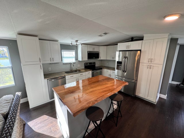 3 of 12 - 1794 Sw Diana Terrace, Stuart, FL