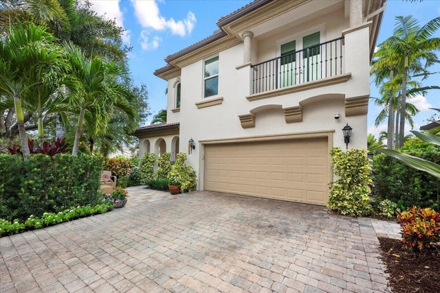 3 of 98 - 1920 Flower Drive, Palm Beach Gardens, FL