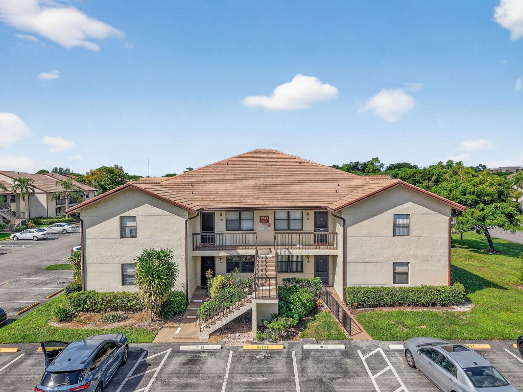 7642 Tahiti Lane #101, Lake Worth