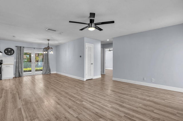 5 of 39 - 9540 Richmond Circle, Boca Raton, FL