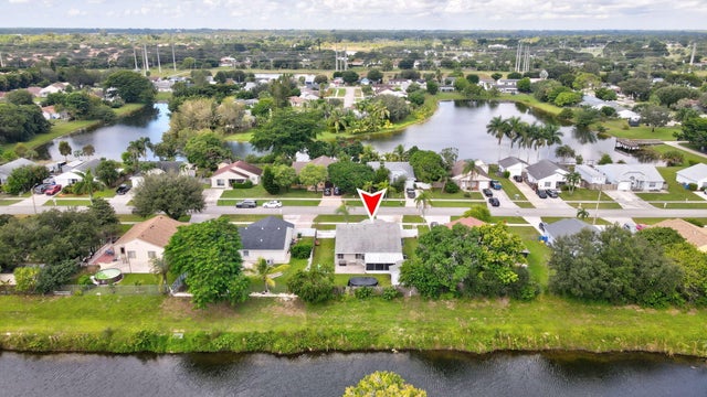 4 of 23 - 1200 Grandview Circle, Royal Palm Beach, FL