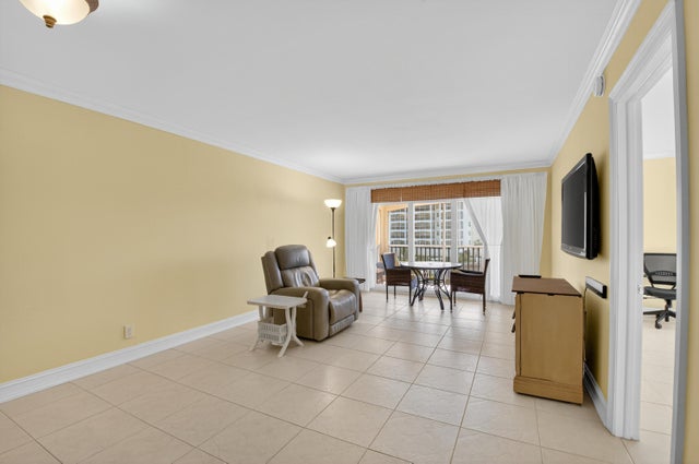 5 of 78 - 2871 N Ocean Boulevard #v247, Boca Raton, FL
