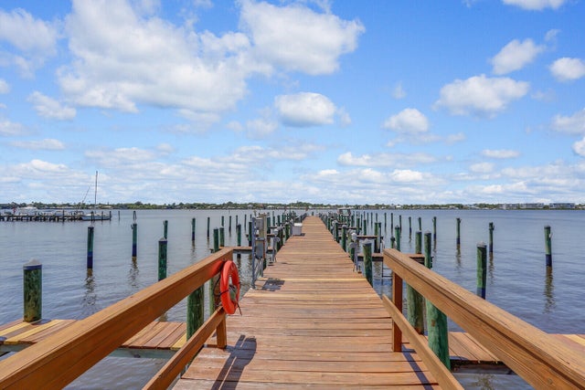 2 of 32 - 1852 Sw Palm City Road #202, Stuart, FL