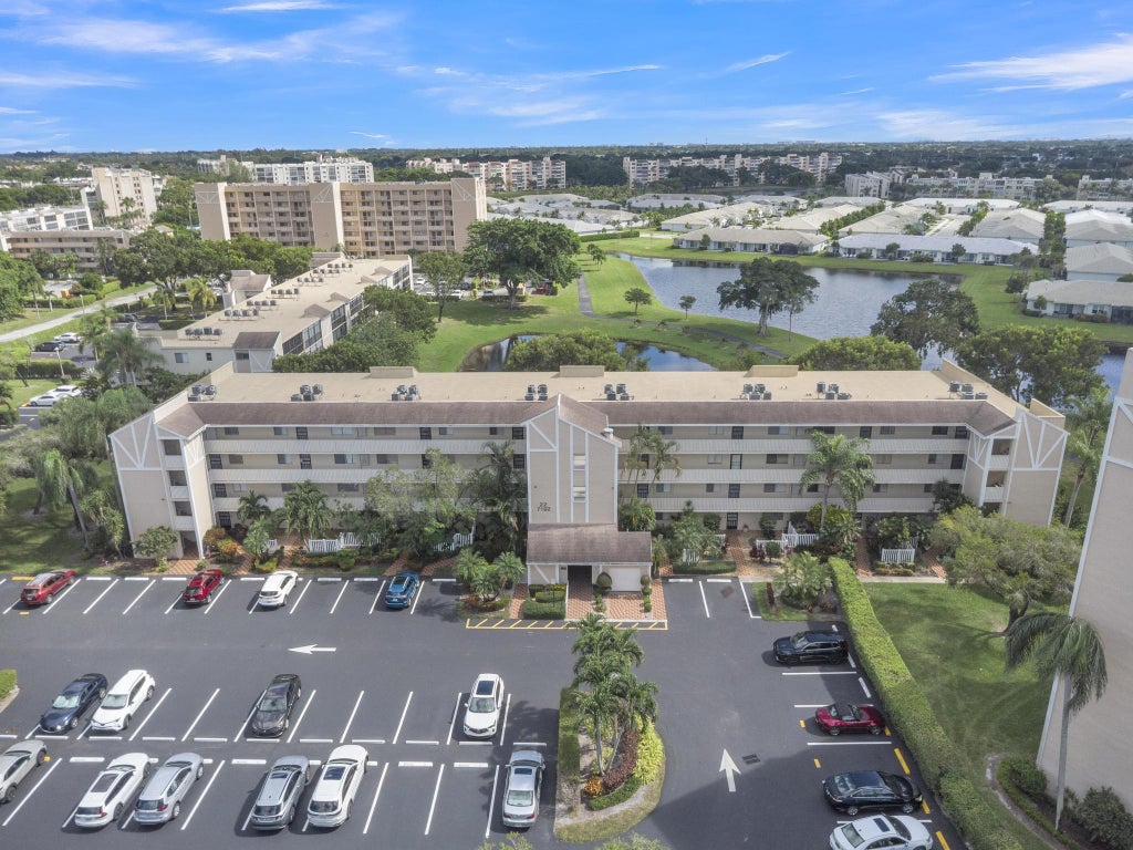 7192 Huntington Lane #407, Delray Beach