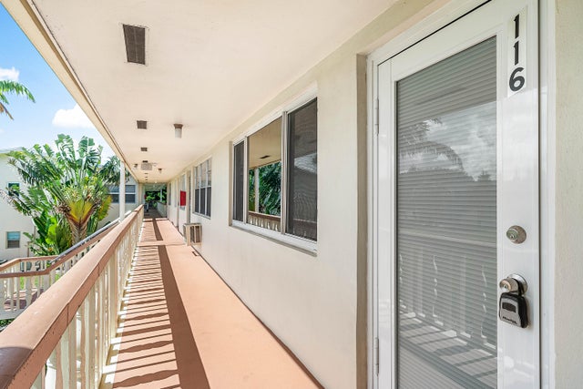 2 of 43 - 116 Salisbury E, West Palm Beach, FL