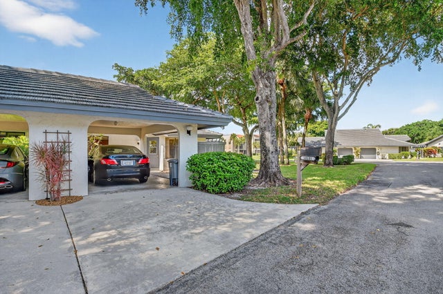 3 of 64 - 10101 Ashwood Place, Boynton Beach, FL