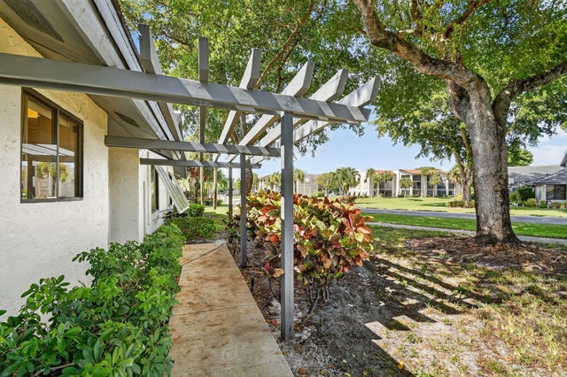 5 of 64 - 10101 Ashwood Place, Boynton Beach, FL