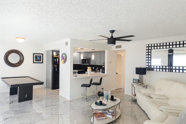 2 of 26 - 202 Wellington M, West Palm Beach, FL