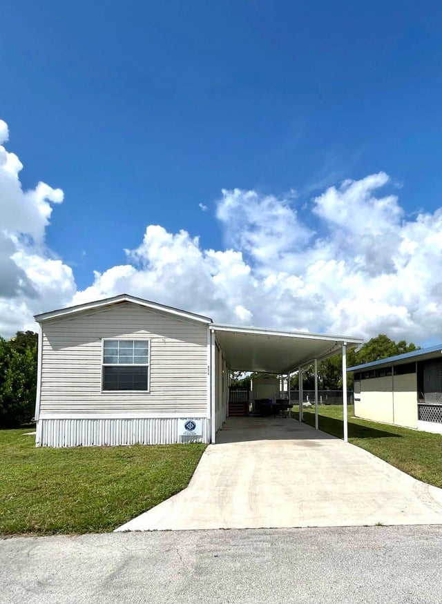 5000 Se Federal Highway #806, Stuart