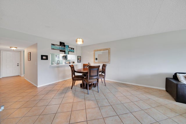 3 of 28 - 4708 Lucerne Lakes Boulevard E #104, Lake Worth, FL