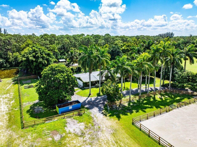 3 of 43 - 1068 D Road, Loxahatchee Groves, FL