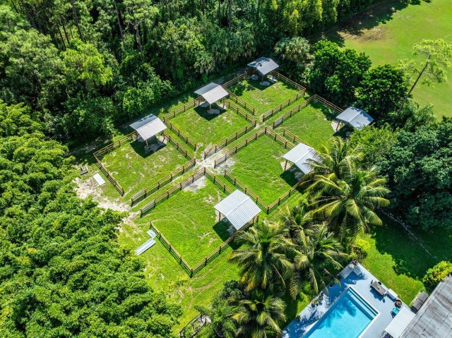 4 of 43 - 1068 D Road, Loxahatchee Groves, FL