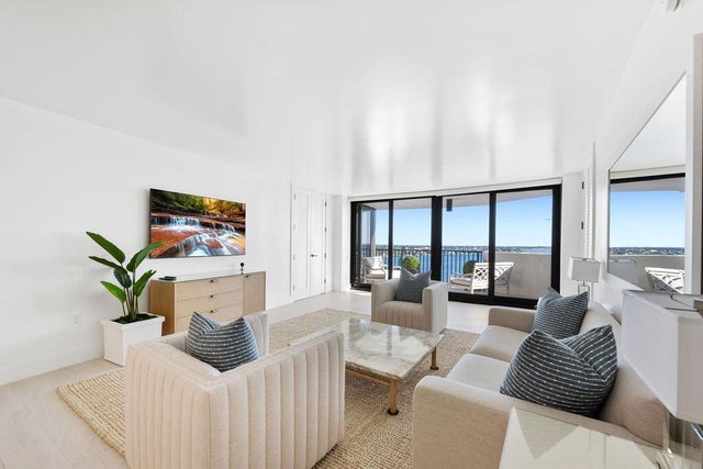 4 of 20 - 1200 S Flagler Drive #1404, West Palm Beach, FL