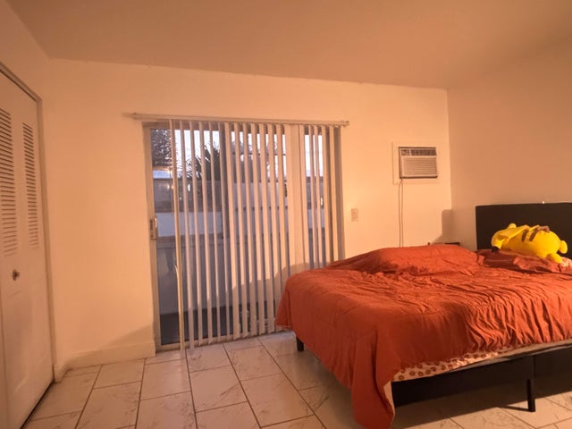 4 of 15 - 76 Cambridge D #d, West Palm Beach, FL