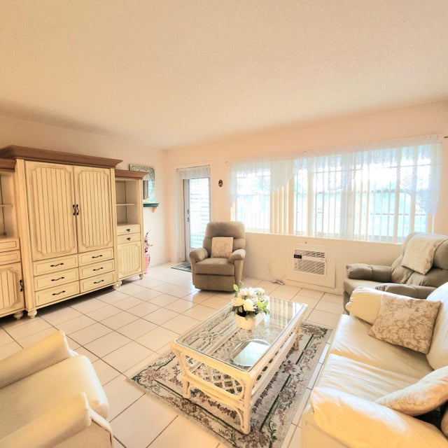 1 of 41 - 164 Sheffield G, West Palm Beach, FL