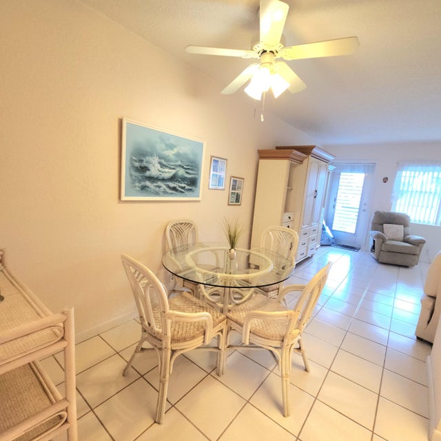 4 of 41 - 164 Sheffield G, West Palm Beach, FL