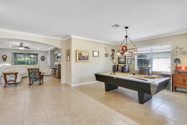 5 of 35 - 9328 Silent Oak Circle, West Palm Beach, FL