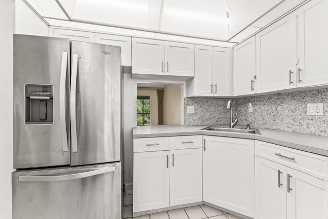 2 of 29 - 5980 Nw 64th Avenue #305, Tamarac, FL