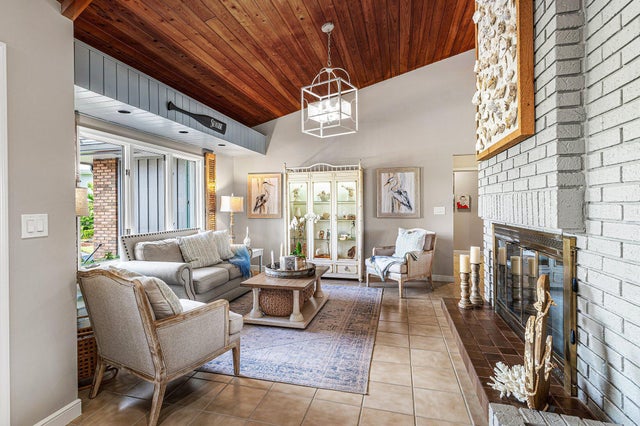 4 of 48 - 427 Glenbrook Drive, Atlantis, FL