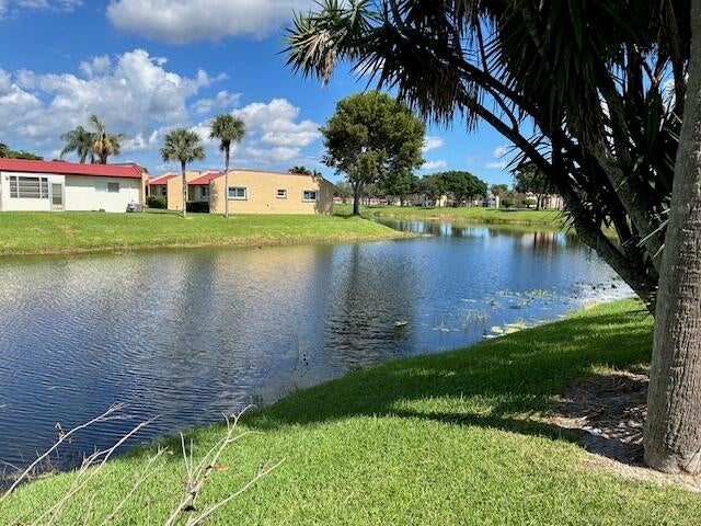 4 of 41 - 417 Lake Evelyn Drive, West Palm Beach, FL