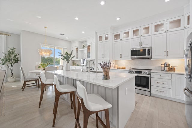 1 of 39 - 779 Marina Del Ray Lane #1, West Palm Beach, FL