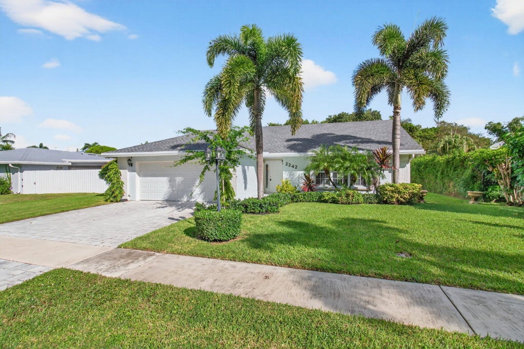 2242 Gabriel Lane, West Palm Beach