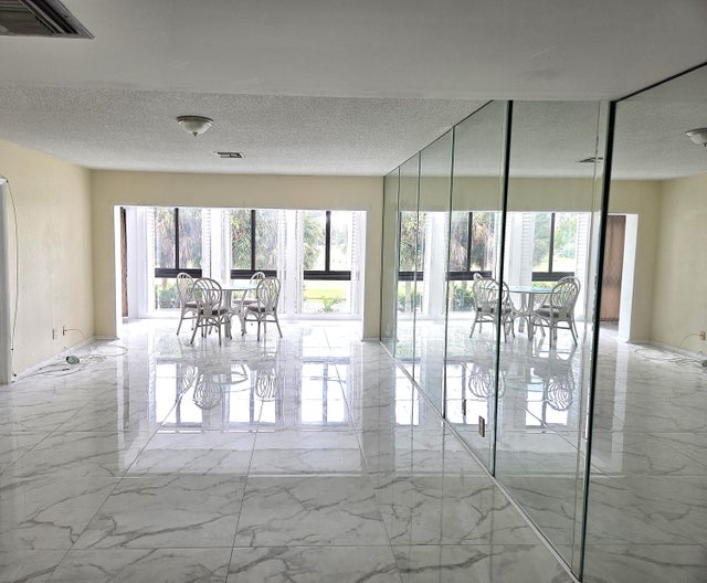 5 of 23 - 1731 Presidential Way #c201, West Palm Beach, FL