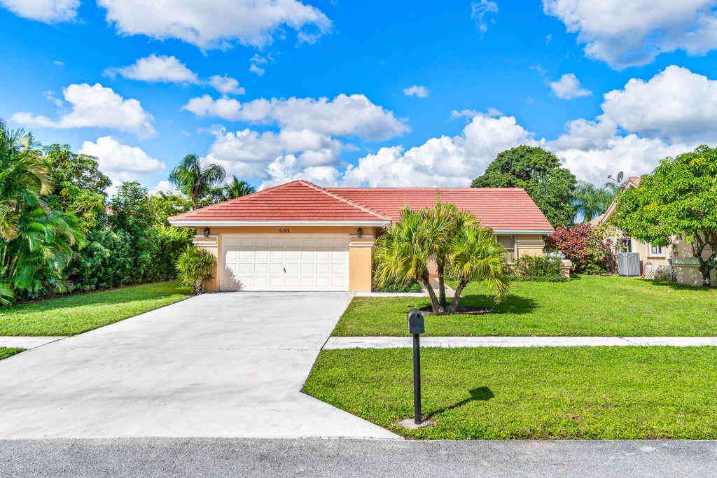 9192 Sun Pointe Dr, Boynton Beach