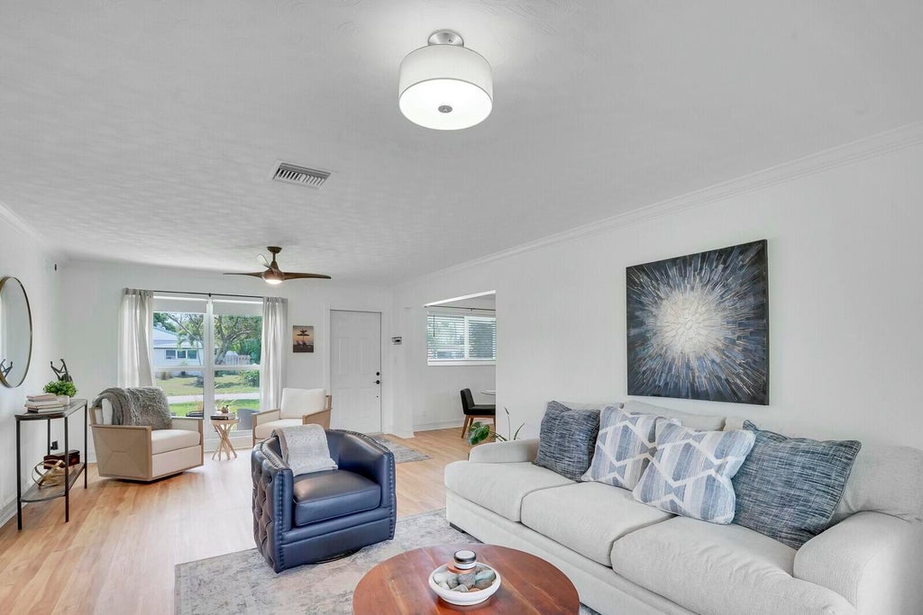 455 Ne 34th St, Boca Raton