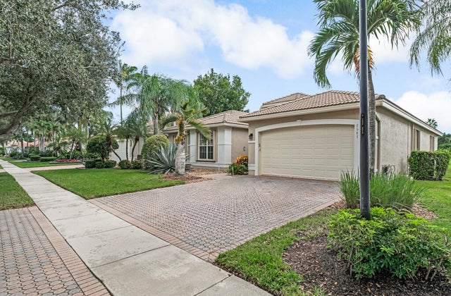 4 of 72 - 7587 Tarpon Cove Circle, Lake Worth, FL