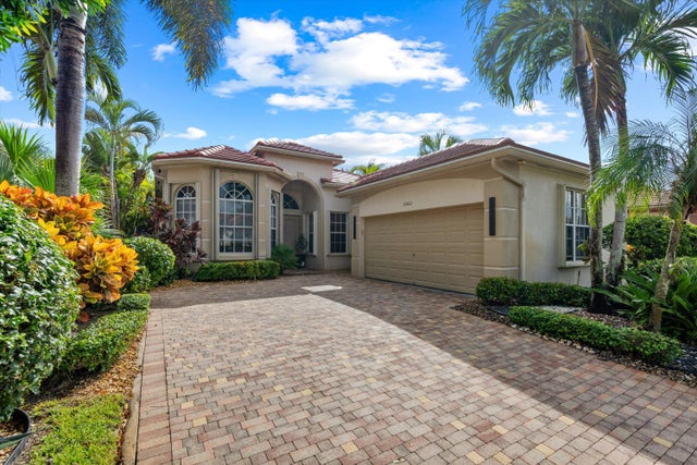 3 of 48 - 10862 Royal Devon Way, Lake Worth, FL