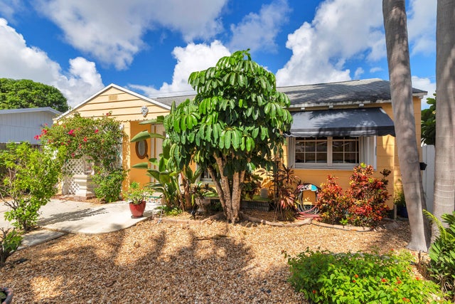 2 of 20 - 341 Nottingham Boulevard, West Palm Beach, FL