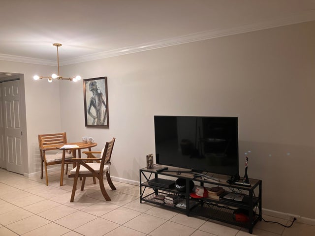 4 of 9 - 194 Kent L #194, West Palm Beach, FL