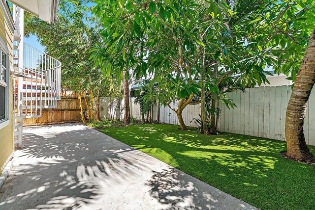 5 of 15 - 301 Xanadu Place, Jupiter, FL